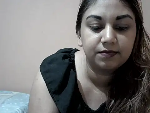 bellachow10 online show from 11-29-25, 08:12