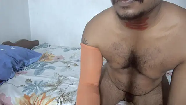 DevilZoone online show from 12-05-25, 02:58