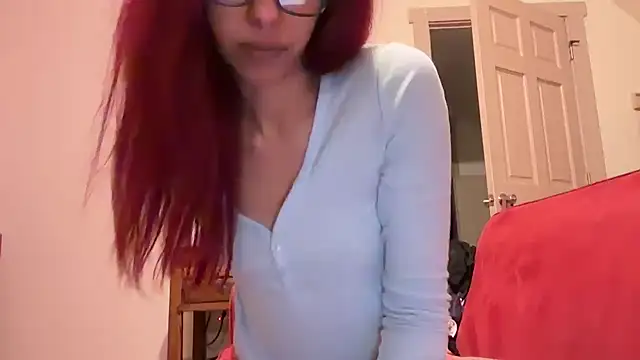 Snapshot of queendab626 chatting on 12-30-24, 09:29 queendab626 online show from 12-30-24, 09:29