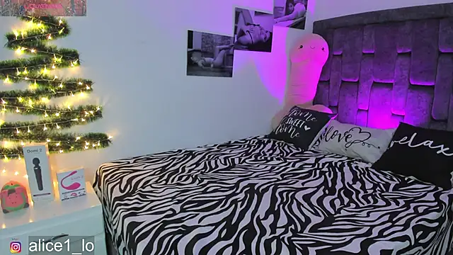 candy alicee online show from 12-24-24, 10:11