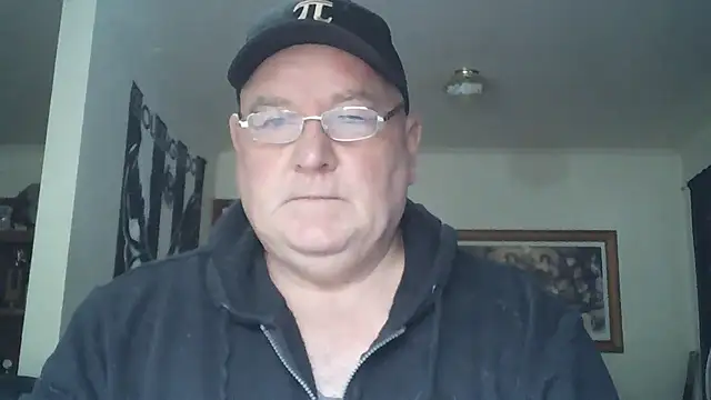 Snapshot of HOTANAL chatting on 10-26-25, 09:53 HOTANAL online show from 10-26-25, 09:53