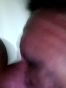 yellowwetfox online show from 11-05-25, 04:45