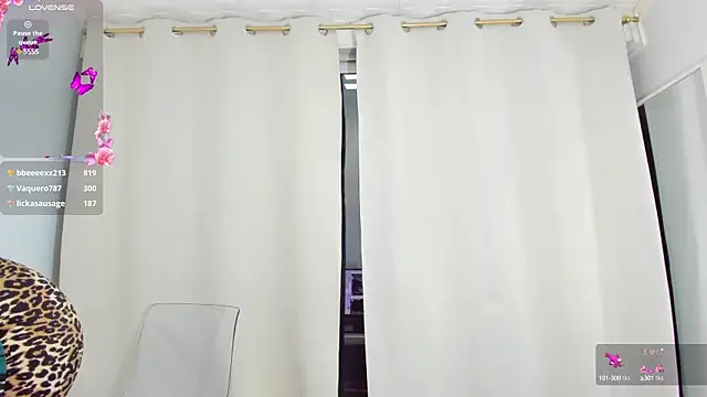 Sarabecker online show from 12-05-24, 03:17