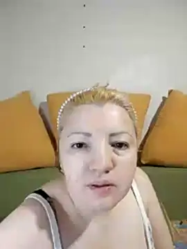 stefanyharper16 online show from 11-02-25, 02:41