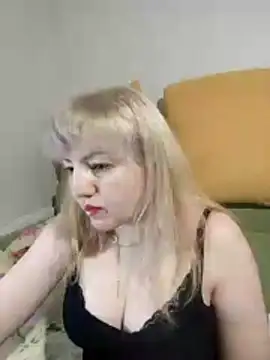 stefanyharper16 online show from 12-01-25, 04:45