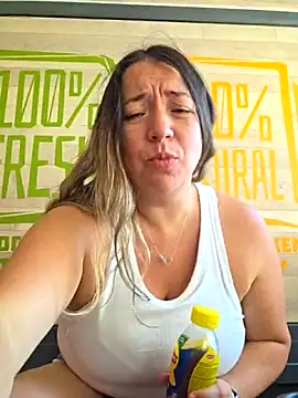 Snapshot of isabella_rossse chatting on 05-29-26, 12:58 isabella rossse online show from 05-29-26, 12:58