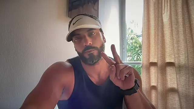 romeolovedark online show from 02-08-26, 05:05