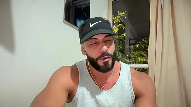 romeolovedark online show from 04-12-26, 04:06