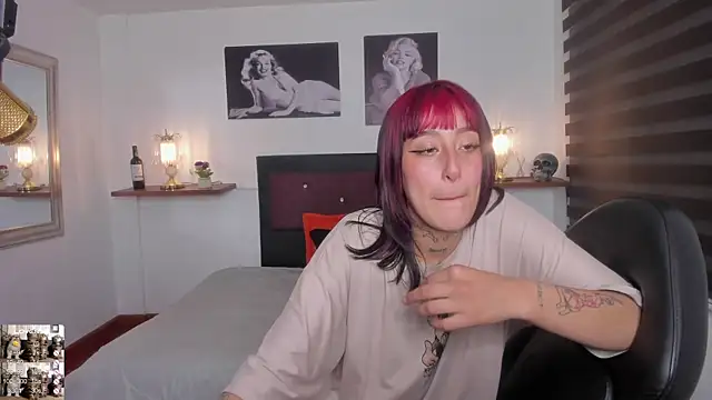 Snapshot of Mariana_Joness chatting on 01-21-25, 08:19 Mariana Joness online show from 01-21-25, 08:19