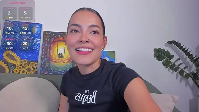 TIFFANYRUSSO online show from 06-02-26, 05:42