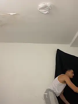 Kris Khalifa69 online show from 01-04-25, 04:55