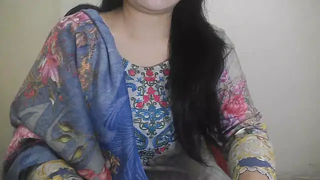 Snapshot of Chanchal--Navya chatting on 01-17-25, 01:13 Chanchal--Navya online show from 01-17-25, 01:13