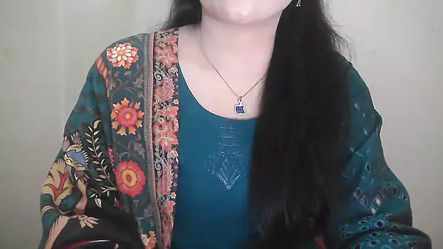 Snapshot of Chanchal--Navya chatting on 01-19-25, 01:22 Chanchal--Navya online show from 01-19-25, 01:22