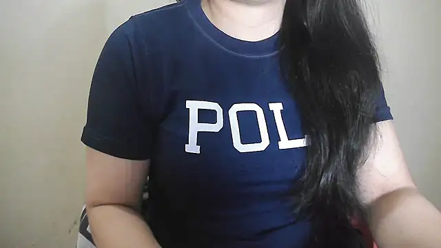 Snapshot of Chanchal--Navya chatting on 02-01-25, 01:41 Chanchal--Navya online show from 02-01-25, 01:41