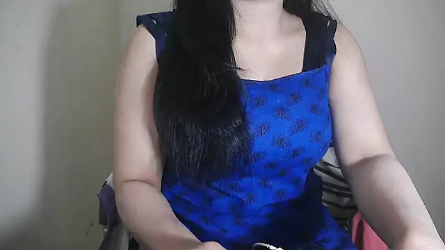 Snapshot of Chanchal--Navya chatting on 02-03-25, 12:36 Chanchal--Navya online show from 02-03-25, 12:36