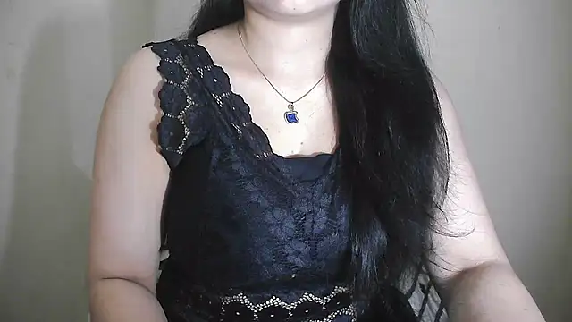 Snapshot of Chanchal--Navya chatting on 02-05-25, 01:00 Chanchal--Navya online show from 02-05-25, 01:00