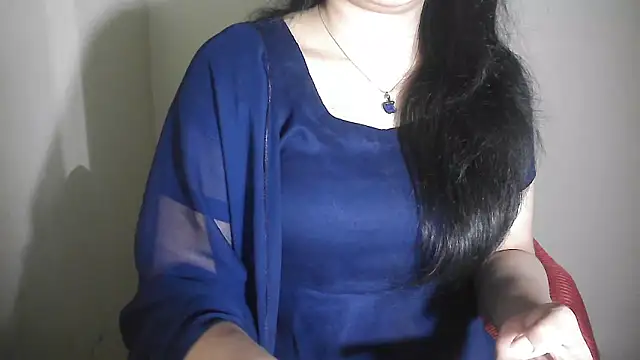 Snapshot of Chanchal--Navya chatting on 02-11-25, 01:30 Chanchal--Navya online show from 02-11-25, 01:30