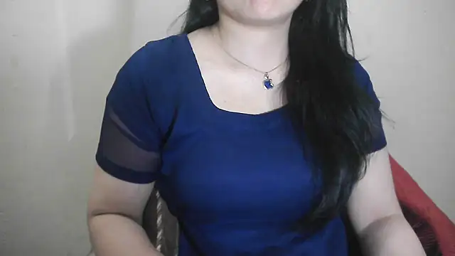 Snapshot of Chanchal--Navya chatting on 02-11-25, 09:25 Chanchal--Navya online show from 02-11-25, 09:25