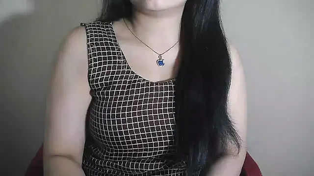 Snapshot of Chanchal--Navya chatting on 02-25-25, 05:36 Chanchal--Navya online show from 02-25-25, 05:36