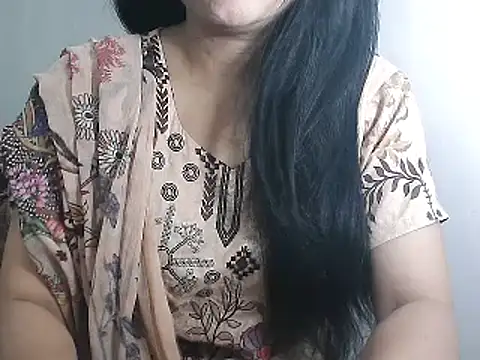 Snapshot of Chanchal--Navya chatting on 09-15-25, 01:11 Chanchal--Navya online show from 09-15-25, 01:11