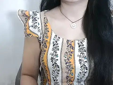 Snapshot of Chanchal--Navya chatting on 10-29-25, 05:47 Chanchal--Navya online show from 10-29-25, 05:47