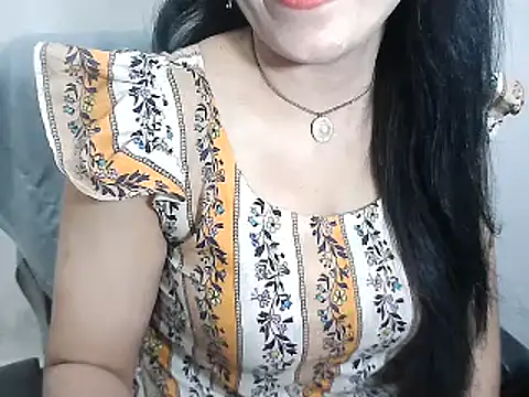 Snapshot of Chanchal--Navya chatting on 11-05-25, 06:19 Chanchal--Navya online show from 11-05-25, 06:19