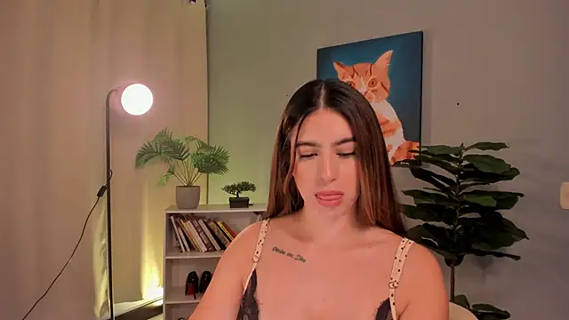 LiaPearce online show from 06-05-26, 01:06