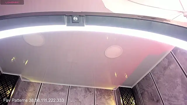 Amaraa Lewis online show from 02-04-25, 12:11