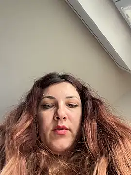 DaisyVibesss online show from 11-19-25, 09:09