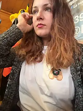 DaisyVibesss online show from 12-17-25, 11:05