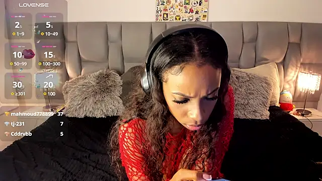 Snapshot of Nickytouse chatting on 03-12-25, 01:58 Nickytouse online show from 03-12-25, 01:58