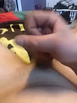 Snapshot of Hugetings chatting on 01-05-25, 09:47 Hugetings online show from 01-05-25, 09:47