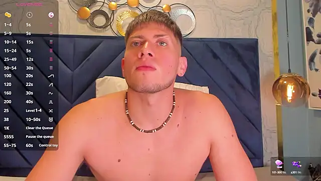 Snapshot of SebastianMaximoff chatting on 01-15-25, 02:46 SebastianMaximoff online show from 01-15-25, 02:46