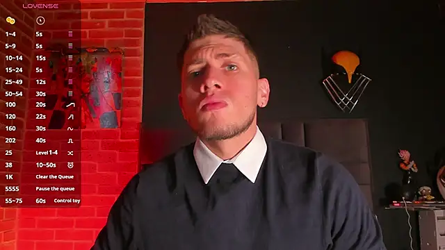 Snapshot of SebastianMaximoff chatting on 02-08-25, 12:39 SebastianMaximoff online show from 02-08-25, 12:39