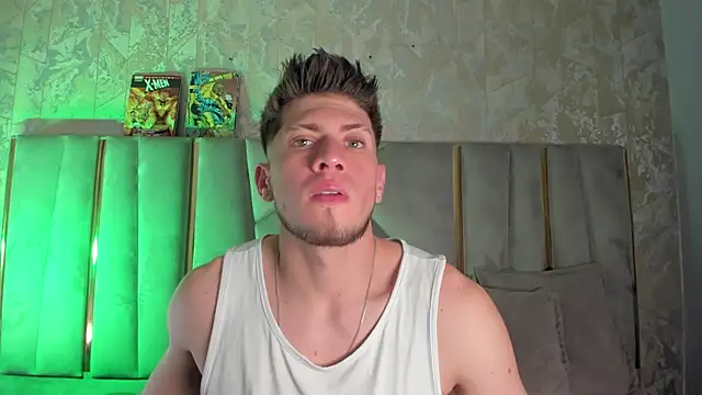 Snapshot of SebastianMaximoff chatting on 09-18-25, 07:49 SebastianMaximoff online show from 09-18-25, 07:49
