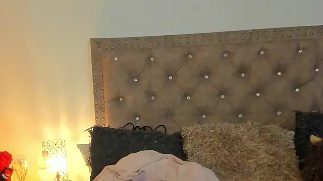 Snapshot of Lissa_gray chatting on 09-16-25, 01:17 Lissa gray online show from 09-16-25, 01:17