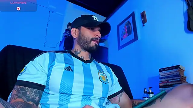 CamiloGray  online show from 01-22-25, 01:32