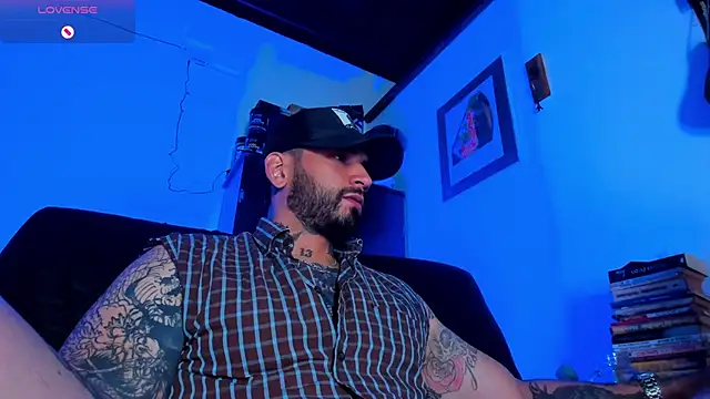 CamiloGray  online show from 01-24-25, 06:46