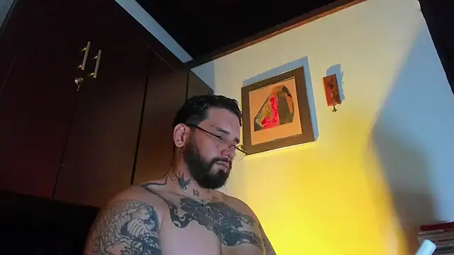 CamiloGray  online show from 05-19-26, 02:34
