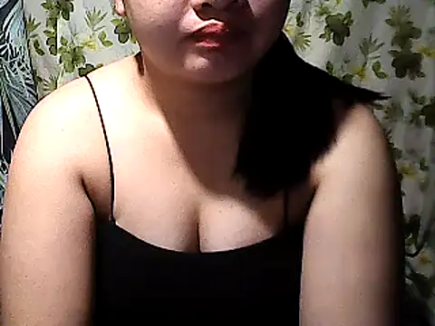 Snapshot of Seductive_Aria chatting on 01-05-25, 04:06 Seductive Aria online show from 01-05-25, 04:06