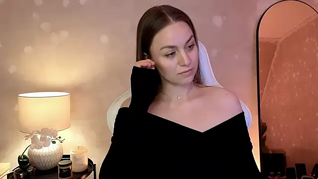 MilaFleur online show from 10-04-25, 02:26