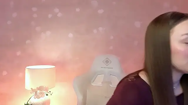 MilaFleur online show from 04-22-26, 02:18