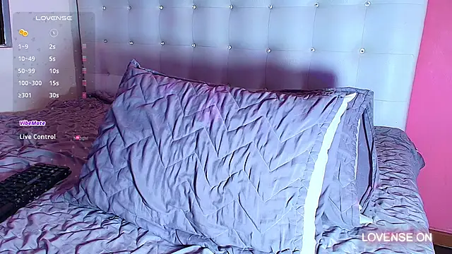 Snapshot of hornyhousekeeper_ chatting on 12-05-24, 01:06 hornyhousekeeper  online show from 12-05-24, 01:06
