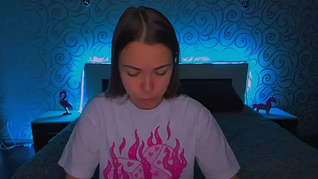 Snapshot of AlexaBarkley chatting on 12-03-24, 03:20 AlexaBarkley online show from 12-03-24, 03:20