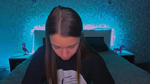 Snapshot of AlexaBarkley chatting on 12-09-24, 03:29 AlexaBarkley online show from 12-09-24, 03:29