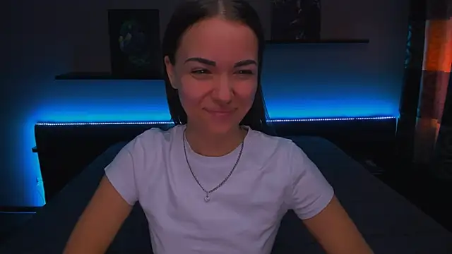 Snapshot of AlexaBarkley chatting on 01-01-25, 06:47 AlexaBarkley online show from 01-01-25, 06:47