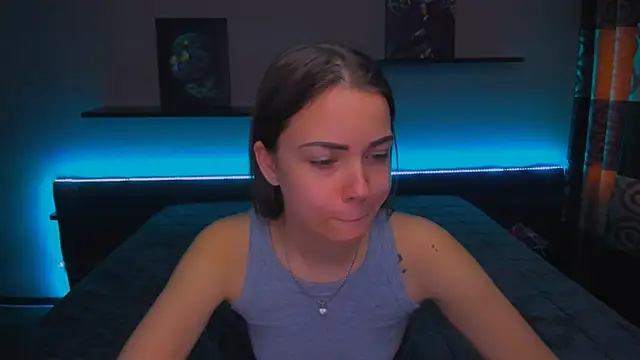 Snapshot of AlexaBarkley chatting on 01-27-25, 06:30 AlexaBarkley online show from 01-27-25, 06:30