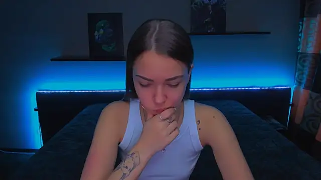 Snapshot of AlexaBarkley chatting on 02-07-25, 03:12 AlexaBarkley online show from 02-07-25, 03:12