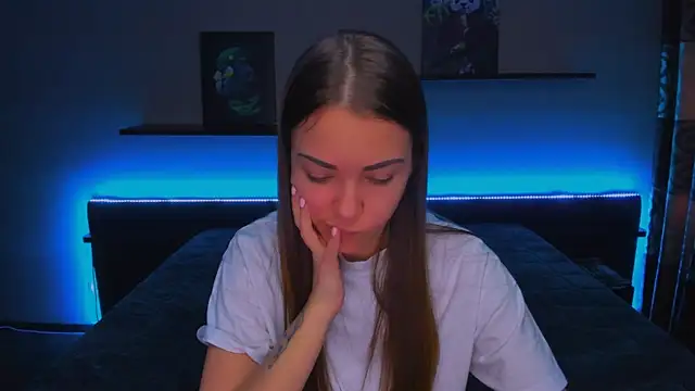 Snapshot of AlexaBarkley chatting on 02-11-25, 03:29 AlexaBarkley online show from 02-11-25, 03:29