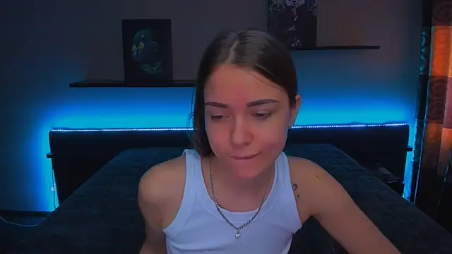 AlexaBarkley online show from 03-13-25, 06:16